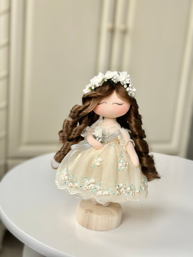 عروسک فرشته