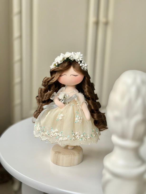 عروسک فرشته