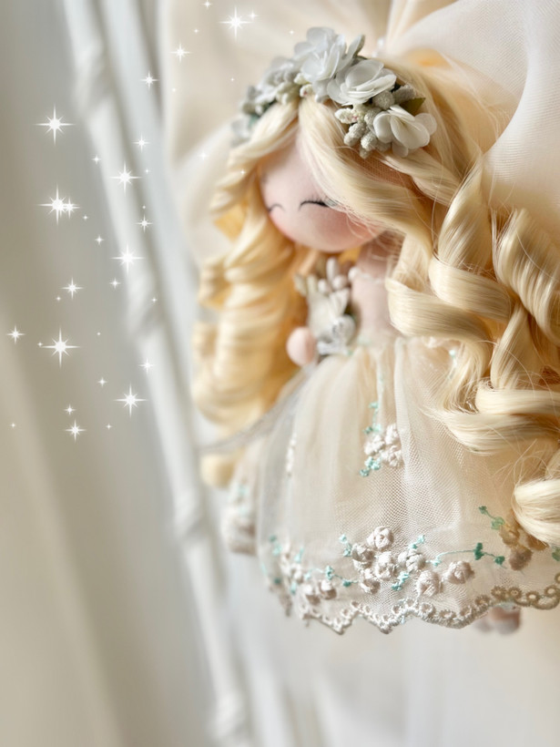 عروسک فرشته
