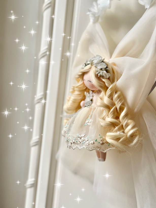 عروسک فرشته