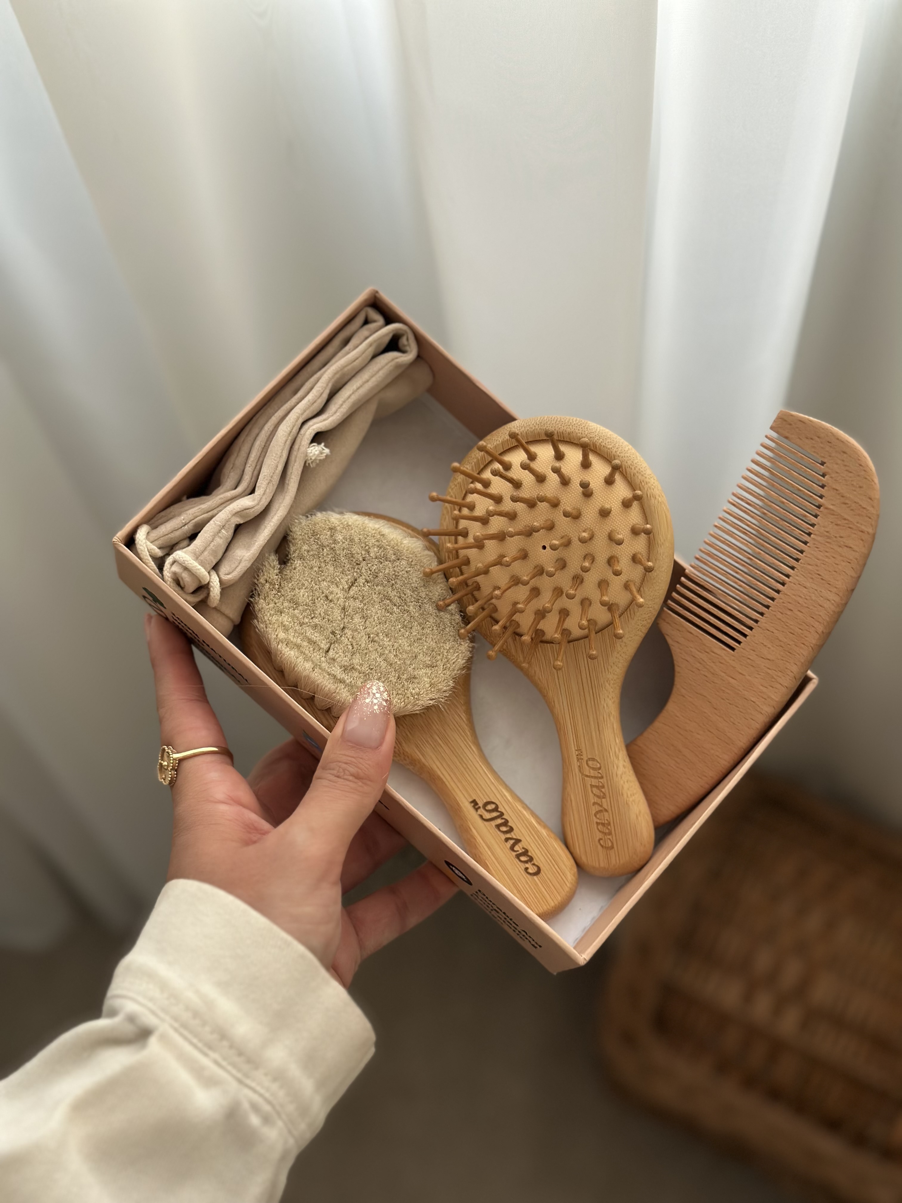 برس و شانه چوبی نوزاد
