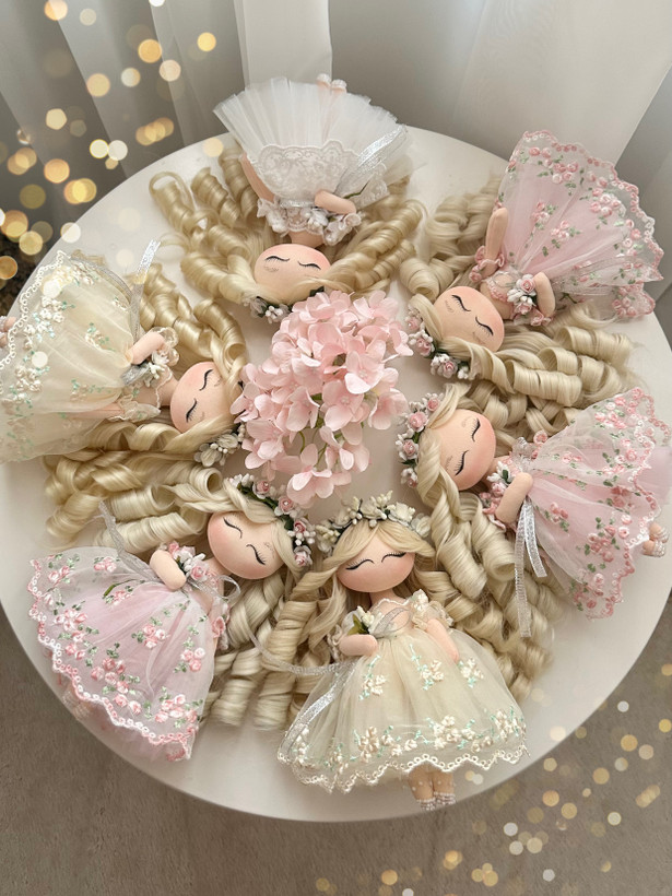 عروسک فرشته