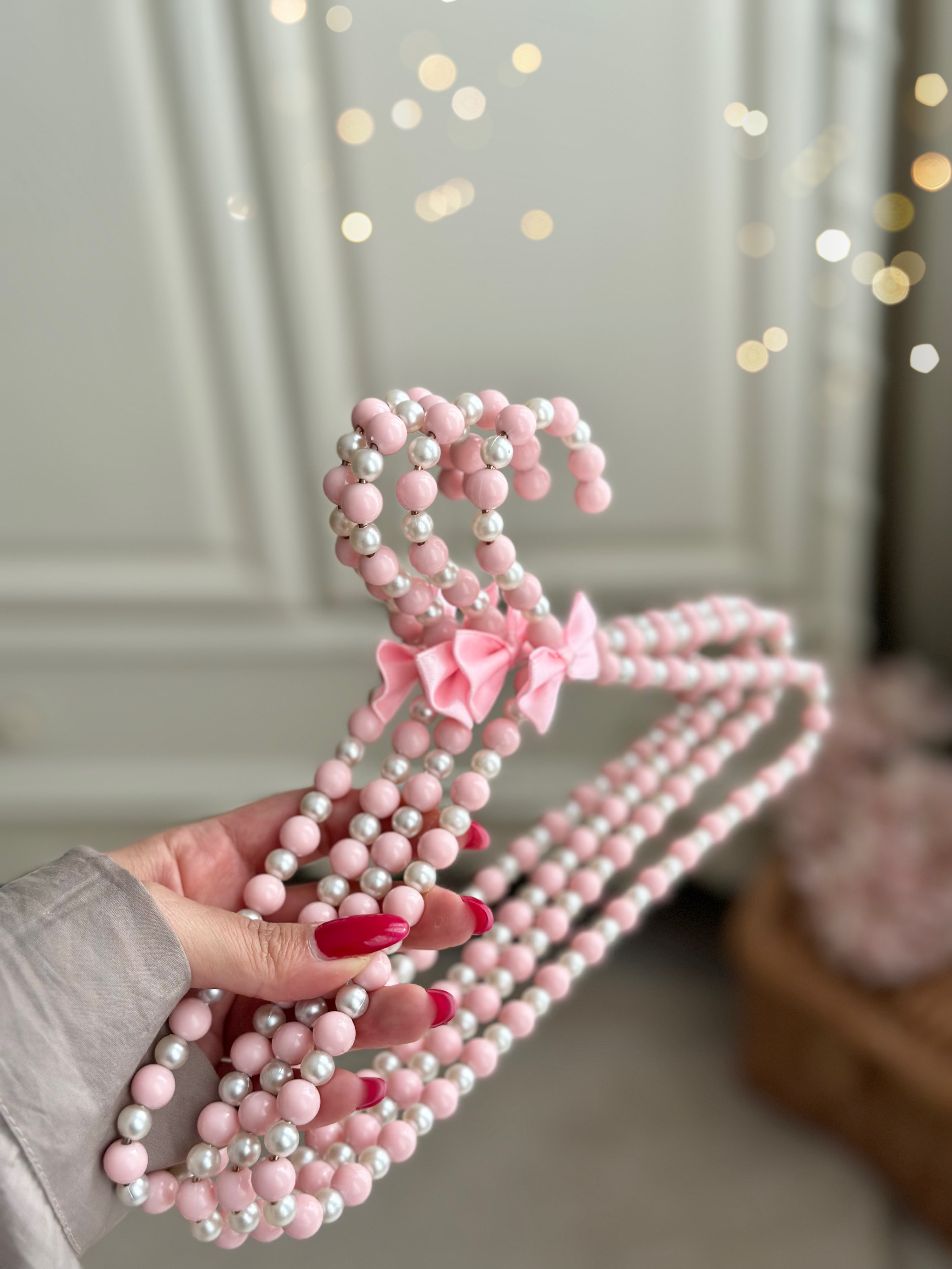 چوب لباسی مرواریدی