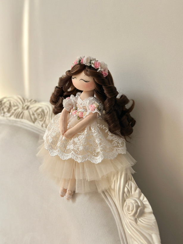 عروسک فرشته