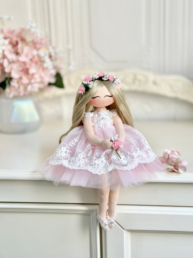 عروسک فرشته